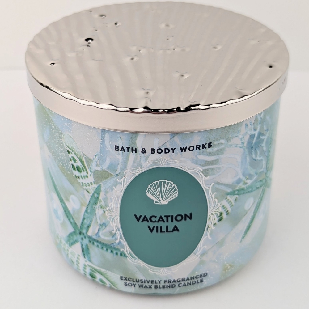 Bath & Body Works Vacation Villa Candle *Read*